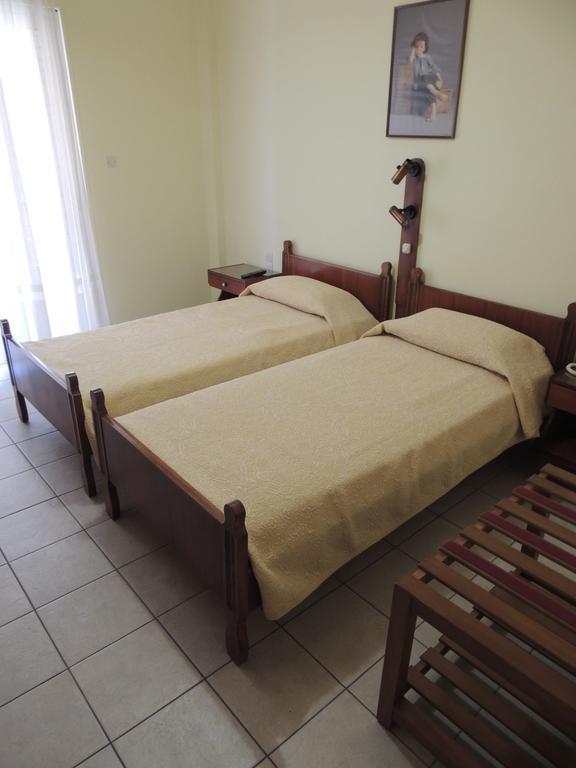 Miami Studios Loutra Edipsou  Habitación foto