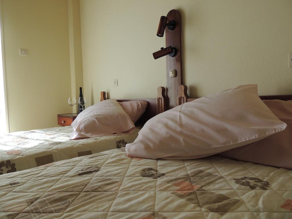 Miami Studios Loutra Edipsou  Habitación foto